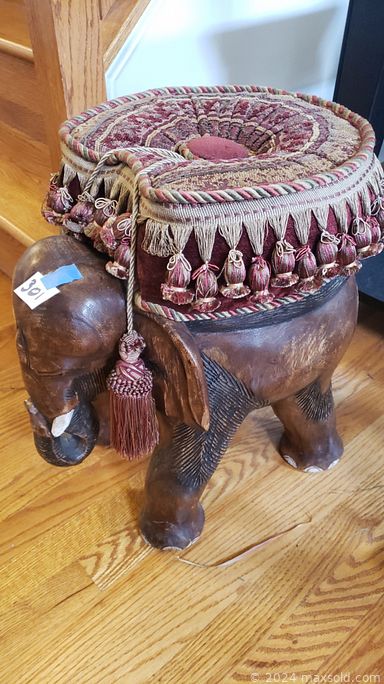 MaxSold Auction: This online auction features an entryway bench, carved screen divider, Klaussner credenza, dining table set, collectible plates, artworks, kitchenware, small kitchen appliances, racks, stained glass, home decor, fireplace tools, electronics, vases, Asian decor, Forbidden City black fine china, Lenox, Meymeh Indian rug, retro cases, books, telescope, full-sized chess, chess chairs, grandfather clocks and much more!