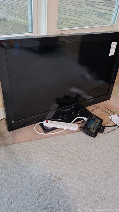 MaxSold Auction: This online auction features 40” Emerson TV, NIB footwear, furniture such as American Drew cabinets, office chairs, cloth sofa, roll top desk, and outdoor patio furniture, home decor, glassware, Curtis Mathes stereo with vinyl records, fine china, children’s toys, area rugs, bench swing, power tools, egg incubator, DVDs, books and much more!