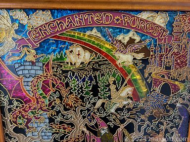 MaxSold Auction: This online auction includes lamps, artworks, Murano glassware, antique Kaiser stein, Vaseline glass bowl, carving, vases, decor, books, vinyl records, pocket tools, Satsuma teapot, Blue Mountain pottery and much more!