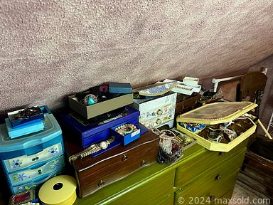 Auction 108975 (3 of 4)