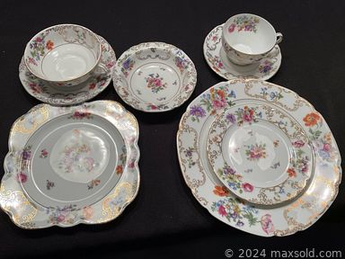 MaxSold Auction: This online auction includes furniture such as a dining table, office desk, sofa bed, bookshelf, china cabinet and others, Studio Nova china, servingware, kitchenware, small kitchen appliances, silverplate, cookie jars, bobbleheads, antique cameras, crystalware, wall art, office supplies, accessories, bags, picture frames, Seiki TV, antique Lionel train set and much more!