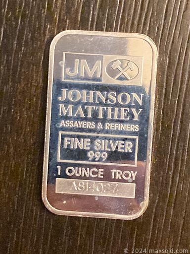 MaxSold Auction: This online auction features silver coins, rhinestone jewelry, watches, Chinese cork carving, Japanese Satsuma egg, clay teapots, horse brasses, antique cameo brooch, Blue Delft porcelain, costume jewelry, Wade figurines and much more!