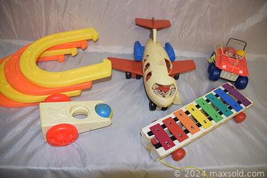 MaxSold Auction: This online auction features Atari arcade games, sterling silver jewelry, vintage Fisher Price and Playskool toys, lunchboxes, Marvel and DC comics, Hot Wheels, sports trading cards, furniture such as Chinese curio cabinet, MCM chaise lounge, MCM nightstand, chrome and vinyl chairs, and barrel table with stools, power tools and much more!