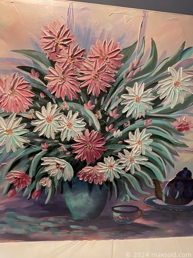 MaxSold Auction: This online auction features mobility scooters, metal artwork, small kitchen appliances, barware, espresso cups, decorative plates, toys, men’s & women’s clothing &  shoes, patio furniture, jewelry, watches, games, desks & chair, office supplies, aquariums & supplies, screen house & gazebo, upright freezer, Inuit sculptures, yard tools, power & hand tools, solar lights, new sinks, Asian art, TV, golf clubs, and much, much, more!!!