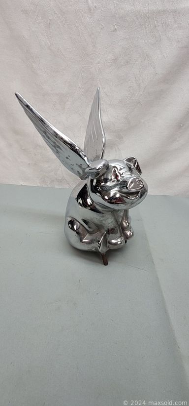 MaxSold Auction: This online auction features power & hand tools, street sign, vintage tools, pressure washer, trolley jacks, air compressors, plastic totes, antique steamer trunk, snow plow, grinding & cutting discs, and more!\n