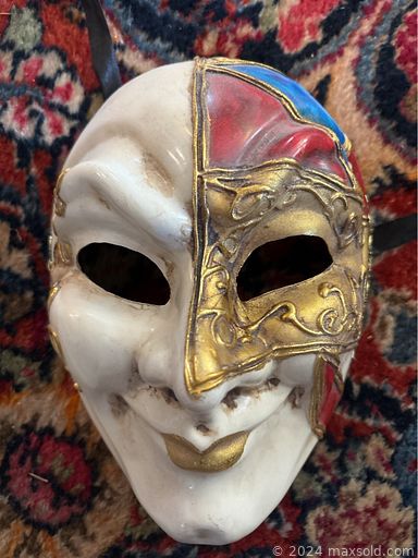 MaxSold Auction: This online auction features Byers Choice figures, vacuums, Depression glass, fitness gear, secretary, stereo components, printer, TVs, air purifiers, area rug, patio furniture, wheelchair, vintage radio, decanters, art pottery, vintage Pyrex, small kitchen appliances, children’s books, hope chest, home health aids, BBQ grill, patio furniture, vintage concert t-shirts, women’s clothing & shoes, office supplies, fabric, sewing machines, roll top desk, games, hand tools, yard tools, toys, Star Wars collectibles, comics, and much, much, more!!!