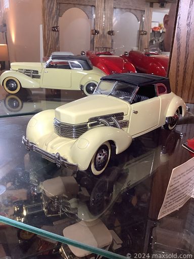 MaxSold Auction: This online auction features table & floor lamp, wine rack, upright freezer, lift chair, tea wagon, Disney collectibles, mosaic table, blanket box, faux plant, art glass, therapy light, bookshelves, Lladro figurines, DVDs, metal wall art, snow globes, Legos, collector plates, Boyd’s Bears, curio cabinet, Swarovski figures, sectional sofa, Franklin Mint cars, vintage magazines, refrigerator/freezer, and much, much, more!!!