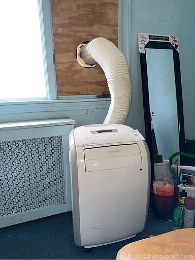 MaxSold Auction: This online auction features Kimball piano, Marvel comics, furniture such as side tables, upholstered rocking chairs, vintage desk, Sealy sleeper sofa, and cabinet with hutch, books, sports equipment, handbags, vintage toys, Judaica, kitchenware, glassware, Kodak slide carousels, costume jewelry and much more!