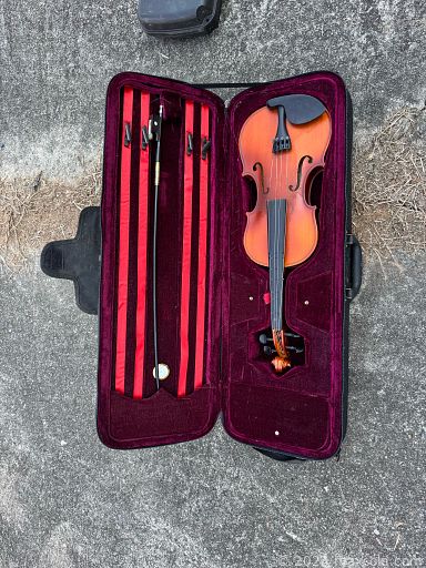 Auction 106676 (2 of 4)