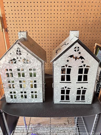 Auction 113611 (1 of 4)