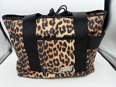 Auction 107379 (2 of 4)