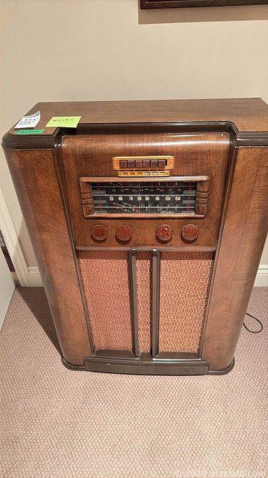 Auction 115674 (1 of 4)