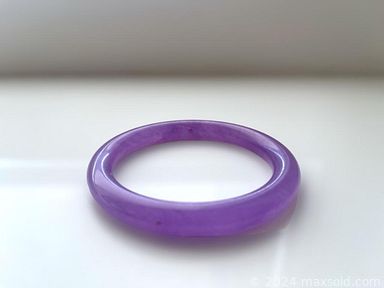 MaxSold Auction: This online auction features antique diamond necklace, jade bangles, gold jewelry, vintage watch, Disney brooch, bank notes, coins, art glass, vintage porcelain figurines, and much, much, more!!!