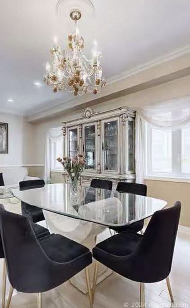 Auction 117299 (2 of 4)