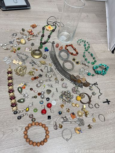 MaxSold Auction: This online auction features antique furniture, patio furniture, adjustable desk, antique sewing machine, a cedar chest, bar stools, bar sign, DVDs, costume jewelry, stained glass lamps, toys, small kitchen appliances, video games, CDs, drone, hand tools, footwear, onyx sculpture, NASA collectibles, soapstone trinket boxes, graphic t-shirts, and more!