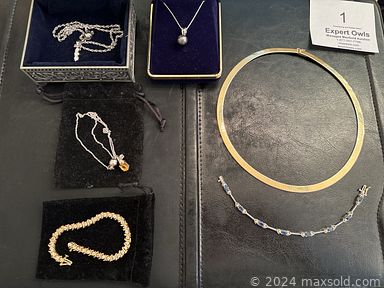 MaxSold Auction: This online auction features jewelry, coins, throne chairs, vintage wood trunk, decorative plates, area rugs, antique sewing machine, bike, microscope, cameras, Lladro egg, TV, decanters, art pottery, Sadler tea set, art glass, David Winter cottage, craft supplies, poster bed, office supplies, stained glass panel, small kitchen appliances, DVDs, drafting table, lab supplies, power tools, fishing gear, men’s clothing, CDs, yard art, patio furniture, camping gear, pet products, yard tools, refrigerator, and much, much, more!!