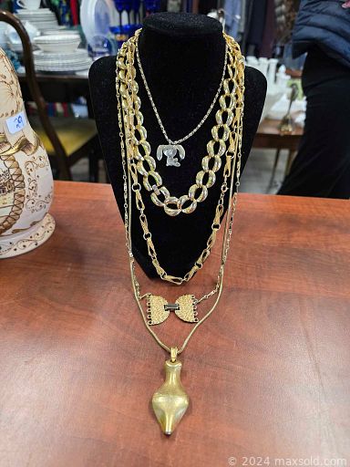 Auction 111004 (3 of 4)