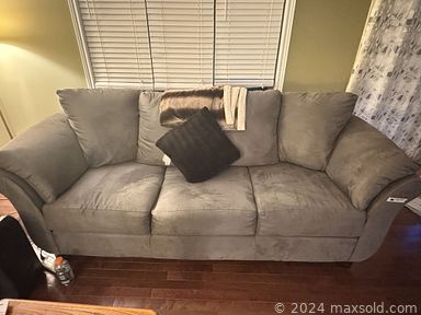 Auction 112385 (1 of 4)