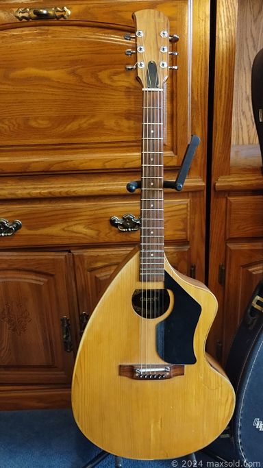 MaxSold Auction: This online auction features small kitchen appliances, pocket watch, TVs, home electronics, guitars, oil lamps, car parts, pet products, riding gear, remote control vehicle, vintage lighters, vacuums, home theater system, vinyl records, printer, office supplies, desk & chair, exercise equipment, camping gear, power & hand tools, air compressors, generator, vehicle batteries, rolling tool chest, fishing gear, sewing machine, and much, much, more!!!