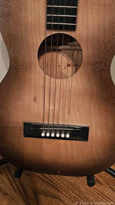 MaxSold Auction: This online auction includes furniture such as an adjustable bed system, utility shelves, card tables, chairs, dresser, storage cabinet, curio cabinet, secretary and others, kitchenware, small kitchen appliances, Bosson heads, china, salt and pepper sets, vintage Corningware, miniature shoes, Royal Doulton and other figurines, wall art, accessories, jewelry, guitar, seasonal decor, cuckoo clock, electronics, Blue Mountain pottery, wood carved ducks and much more!