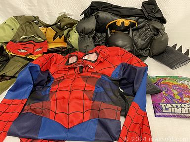 MaxSold Auction: This Charity/Fundraising online auction features carved stone, wooden carving, pewter wine goblet, aquatic fitness gear, men\'s clothing, Canadian souvenirs & clothing, carved masks, mini barrel organ, travel bar, Japanese prints, collector spoons and much more!