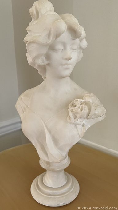 MaxSold Auction: This online auction features art glass, neon sign, SnowBabies, costume jewelry, personal safe, Lladro figurines, Precious Moments, collector plates, vintage ashtrays, Swarovski necklace, pearls, Waterford crystal bells and much more!