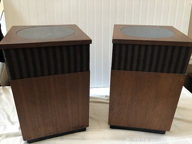 MaxSold Auction: This online auction features Thomasville Bedroom Furniture, TV, Sports Trading Cards, Leather Jacket, Vintage Lighters, Pet Products, Mink Stole, Signed Lithographs, Jewelry and much more!