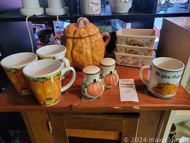 MaxSold Auction: This online auction includes a Sauder executive desk, stools, kitchenware, small kitchen appliances, animatronic Santa and other seasonal decor, baskets, tools, hardware, Parcheesi, Portmeirion and other china, vintage Steuben art glass, Norman Rockwell mugs, stoneware, books, VHS, kayak oars, toys, Polaroid camera, jewelry and more!