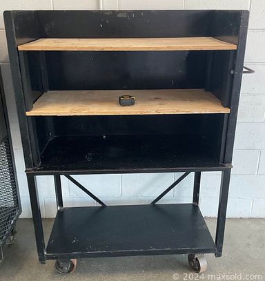 Auction 105871 (1 of 4)
