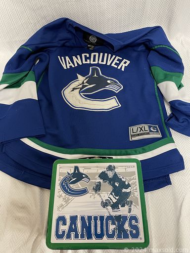 MaxSold Auction: This Charity/Fundraising Online Auction features costume jewelry, art pottery, LPs, salt & pepper shakers, bar accessories, blue & white china, toys, party supplies, metal lunch boxes, puzzles, fishing gear, vintage books, board games, craft supplies and much more!