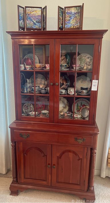 MaxSold Auction: This online auction includes a folding coffee table, hutch, J&G Meakin china, Corelle dishware, vintage Pyrex, Thomas Kinkade art and other wall art, vintage insulators, C.A. Pardell and other sculptures, Asian decor, Murano style glass, Baccarat crystal paperweights, copper items, music stand, costume jewelry and more!