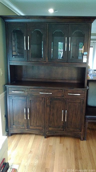 MaxSold Auction: This online auction features tools, trampoline, golf club, bike, clothing, chair, floor mat, vacuum, games, electronics, tools, office supplies, books, ring camera, camp lights, lamps, ottoman, dresser, luggage, treadmill, CDs, TV, computer monitors and much more!