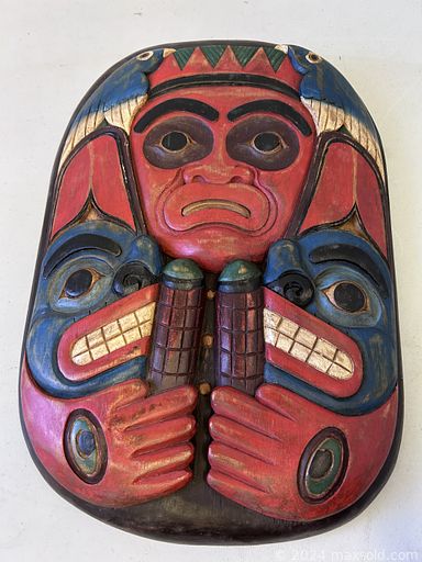 MaxSold Auction: This online auction features George Mueller drawing, Art Deco lamp & sculpture, stained glass lamps, ceiling fixture, & panel, art glass, wood carving, Indigenous artwork, Gary Slipper artwork,  teacup/saucer sets, antique mantle clock, and more!