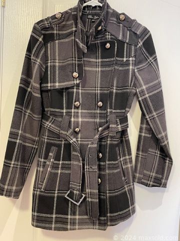 MaxSold Auction: This online auction includes clothing such as coats, suits, tops, dresses, jackets, sweaters, cardigans and much more!