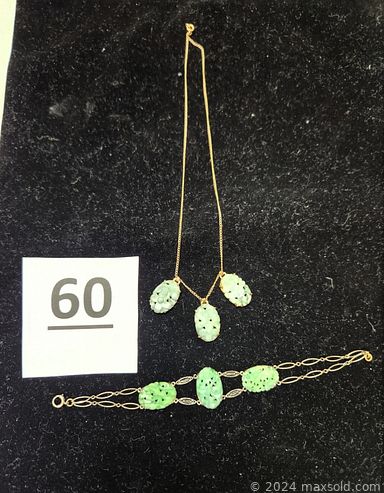 MaxSold Auction: This online auction includes rugs, lamps, tables, chairs, hunting themed decor, Food Saver, copper molds, wall art, baskets, sewing supplies, luggage, Dr. Scholl’s foot spa, office supplies, wine accessories, board games, vintage jewelry, perfume bottles, toys, frames, accessories and more!