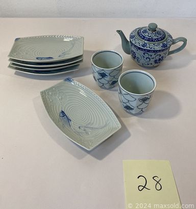 MaxSold Auction: This online auction features oil on canvas and print wall art, 925 sterling jewelry, vintage lamps, vintage porcelain, costume jewelry, art glass, stemware, Mikasa china, vintage pie crust table and much more!