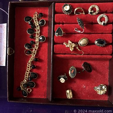 MaxSold Auction: This online auction features salt & pepper shakers, collectible Avon bottles, area rug, watches, collectible tins, yarn, new cat play house, milk glass, power tools, air pressure, and much,  more!