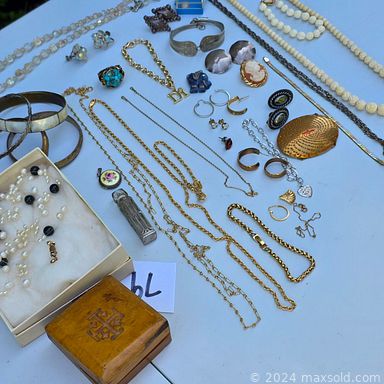 Auction 108083 (1 of 4)