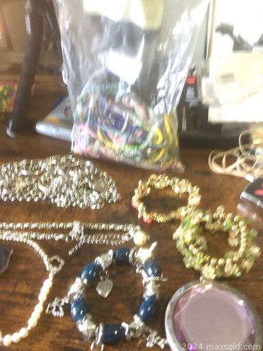 Auction 106176 (3 of 4)