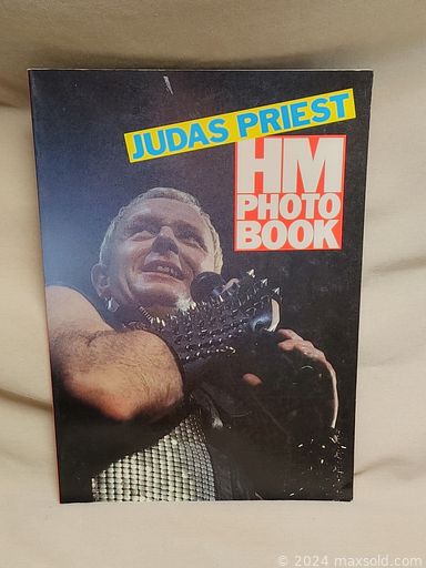 MaxSold Auction: This online auction includes vinyl records, concert programs, music DVDs, tapes, CDs, books, and more!