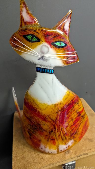 MaxSold Auction: This online auction features Art Deco statue, art glass, trinket box, stained glass table lamp, Lladro sculptures, teacup/saucer sets, uranium glass, oil paintings, vintage lighters, wood carving, wall mask, perfume bottles, art pottery, vintage Majolica humidor, vintage animation movie cell, S & P shakers, vintage horse brass, and much, much, more!!!