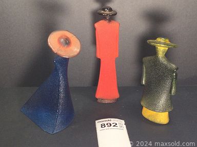 MaxSold Auction: This online auction includes Apple peripherals, DeWalt tool kit, brassware, crystal ware, framed art, biker accessories, pottery, Royal Doulton, Matchbox, Wedgwood and more!