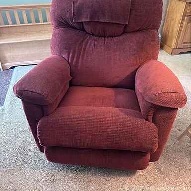 MaxSold Auction: This online auction features patio furniture, Hitchcock chairs, area rugs, sports trading cards, Wallace collectible bells, nesting dolls, jewelry, puzzles, power & hand tools, magazines, postcards, coins, vintage cameras, vinyl records, Hummel Christmas bells, collectible plates,  Dept 56 collectibles, Hummel ornaments, and much more!!