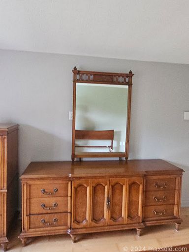 Auction 112656 (1 of 4)