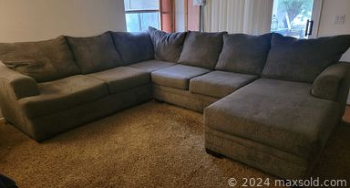 Auction 107644 (1 of 4)