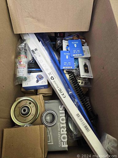 MaxSold Auction: This online auction features new men’s & women’s clothing & shoes, new beauty products, canvas prints, new trail camera, new jewelry, hand tools, new ceiling lights, puzzle, computer components, yard tools, new home electronics, and much, much, more!!!