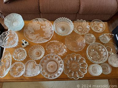 MaxSold Auction: This online auction includes furniture such as chairs, folding tables, side tables, storage drawers and others, lamps, wall art, stuffed animals, angel decor, decorative plates, serving utensils, glassware, pottery, metal servingware, home decor, puzzle books, linens, seasonal decor, electronics, clothing, accessories, jewelry, kitchenware, small kitchen appliances, fabric cart, stepladder, tires, Telefunken stereo player, baskets and many more!