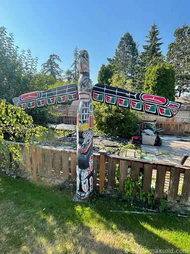 MaxSold Auction: This online auction includes furniture such as an antique desk, oakwood chair, rolltop desk, cabinet, tables, bedframe, chairs and others, wall art, lamps, antique mantle clocks, radio components, vinyl records, oil lantern, Mega Bloks and other toys, tools, hardware, gramophone, record player and other electronics, skim boards, golf clubs, Selma china, kitchenware, small kitchen appliances, camping gear, yard tools, garden decor, seasonal decor, fishing supplies, crystalware, cleaning supplies, painted figures, magic trick equipment, antique accordion, clown figures, Coca Cola memorabilia and many more!