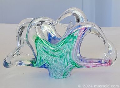 MaxSold Auction: This online auction features decorative plates, studio pottery, yarn, new art supplies, new phone accessories, new journals, jardinieres,  jewelry boxes, serving ware, Jeannette glass, bar mirrors, board games, art glass, storage bins and much more!