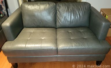 MaxSold Auction: This online auction features furniture such as a leather loveseat, bench, electric recliner, barrister bookcase, coffee table, cubbies and others, decor, Lifease duvet cover set, luggage, lamps, accessories, antique glass, vintage Cranberry glass, Winterling demitasse set, brassware, vintage cat tea set, home health aids, GE under cabinet stereo, magnified glasses and much more!